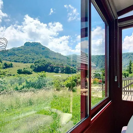 Puy Jumel شامبون-سورلاك